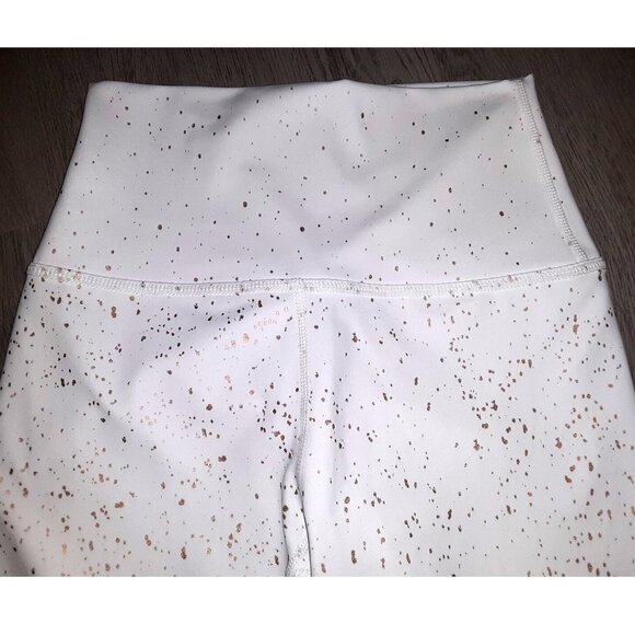 BuffBunny - Picture 6 of 8